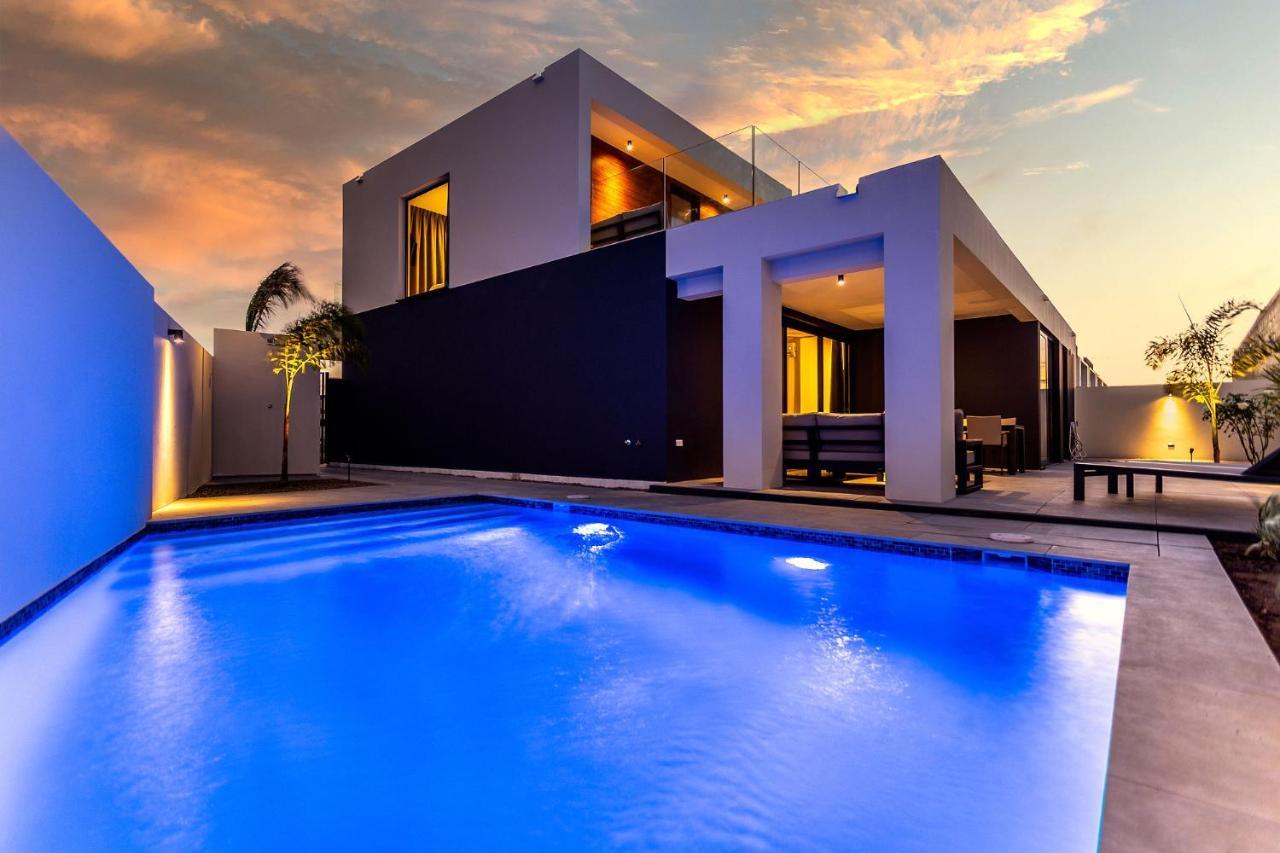 Tuscany Residence Aruba Палм Бич Экстерьер фото