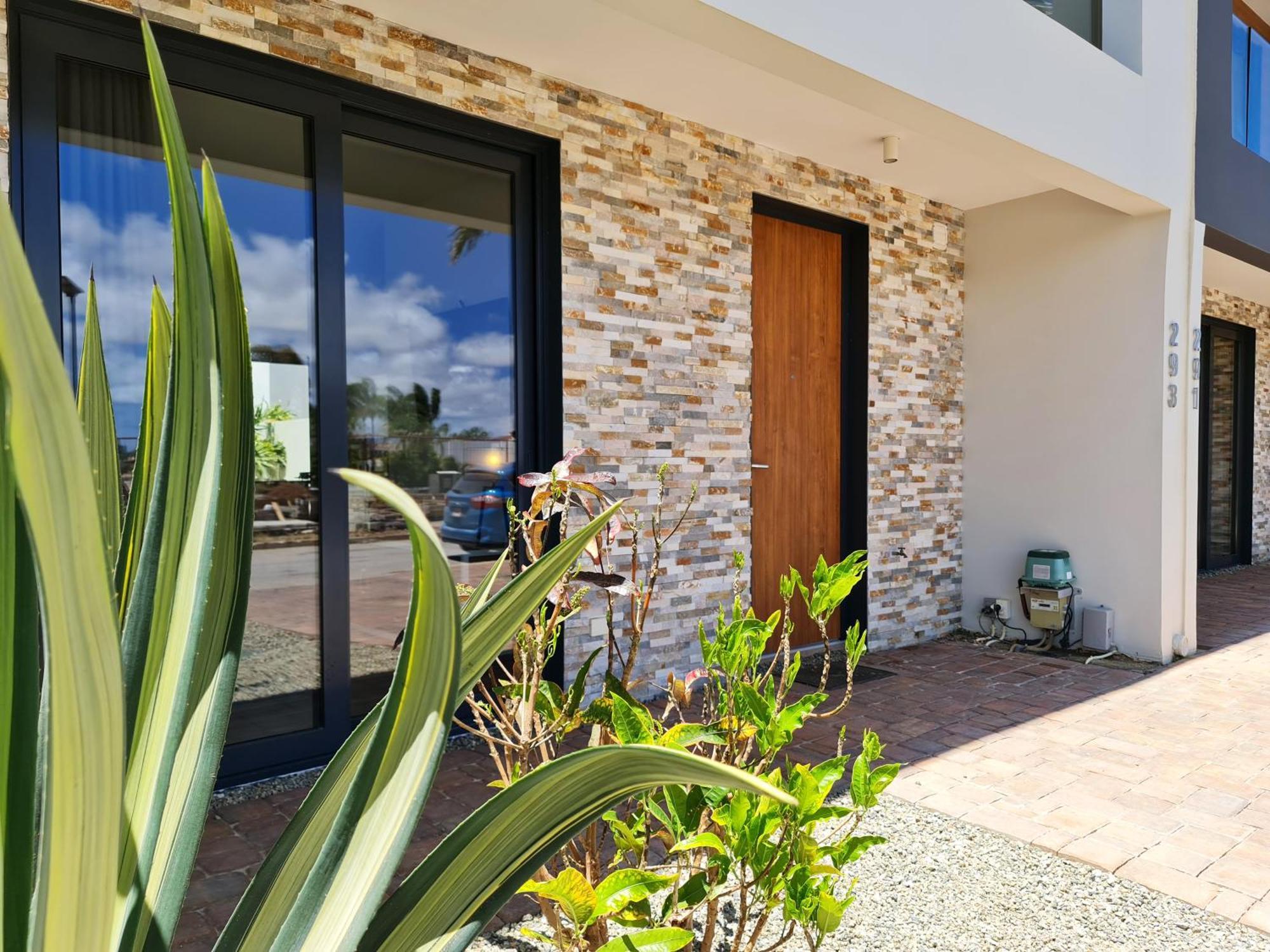 Tuscany Residence Aruba Палм Бич Экстерьер фото